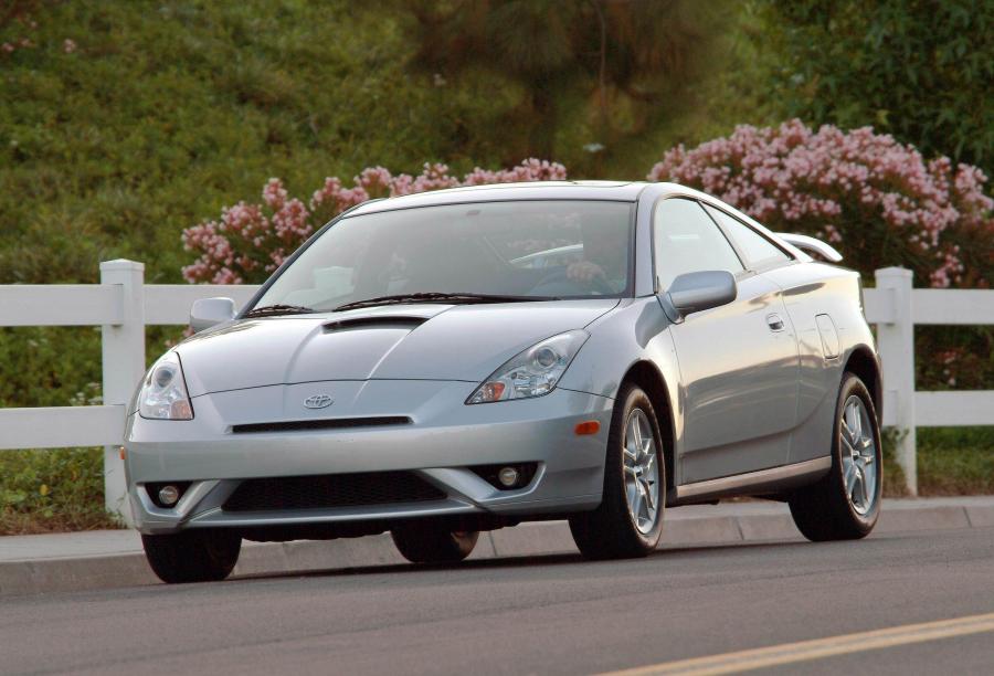  Toyota Celica 2000 года  (фото 43 из 53)